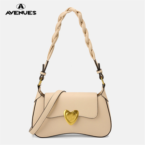 Fashion Flap Golden Heart Hardware TOP HANDLE BAGS